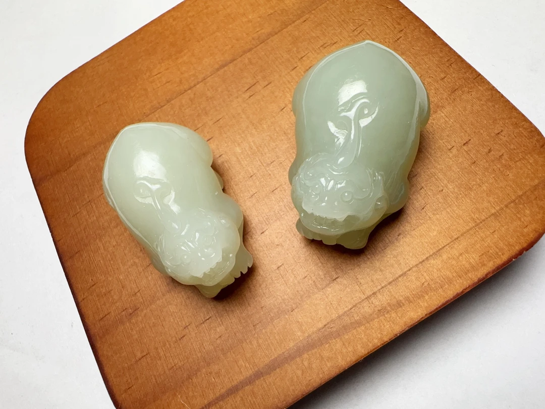 纯手工雕刻和田玉貔貅