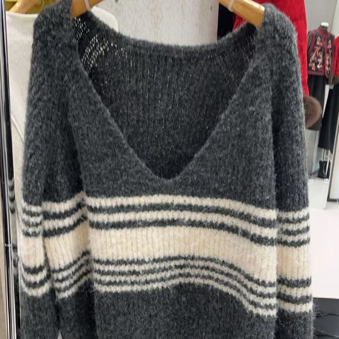 桃子自制 n09 设计感条纹显瘦百搭针织上衣