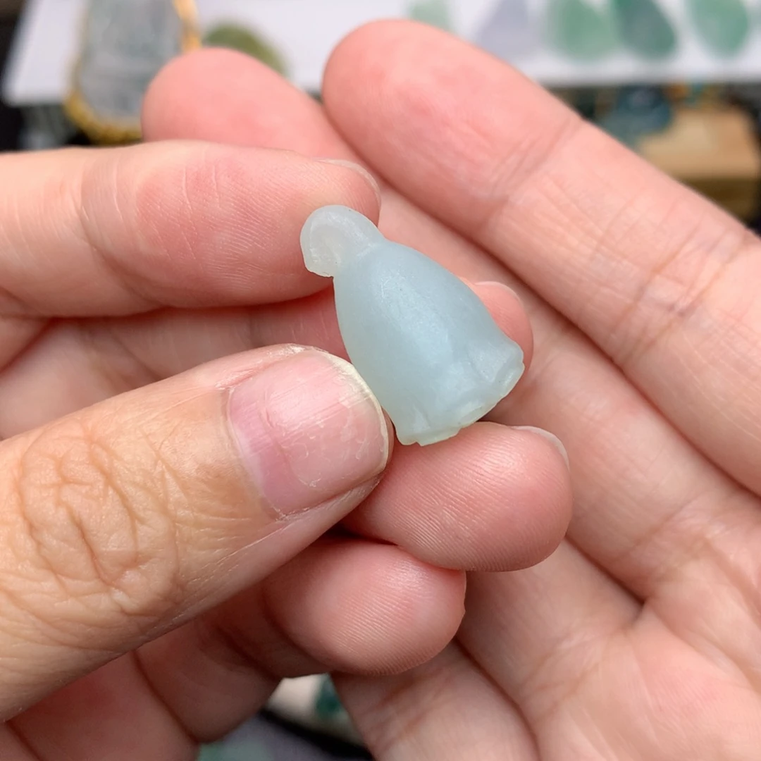 未镶嵌定制翡翠莲蓬