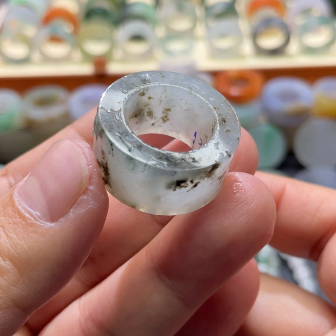 【闪购商品】定制翡翠未镶嵌天然翡翠13-18圈