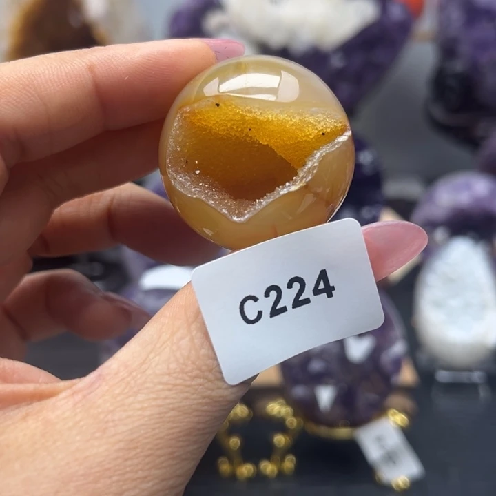 未镶嵌水晶大型摆件（非配饰）