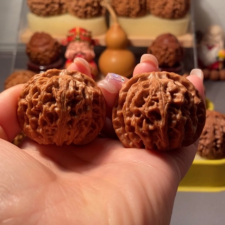 文玩核桃吊坠41➕苹果园