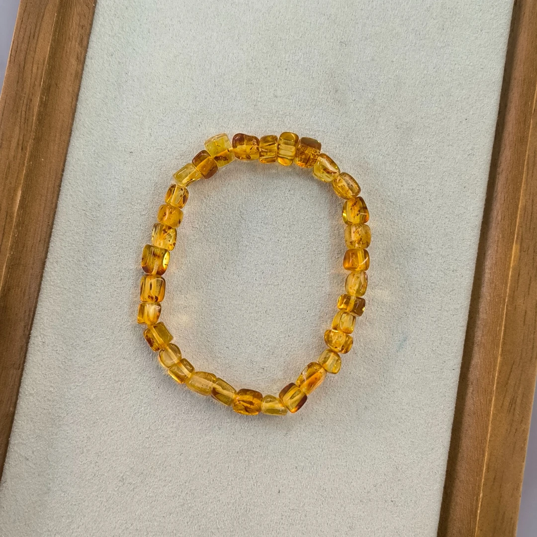 约卡5.5mm随形琥珀手串