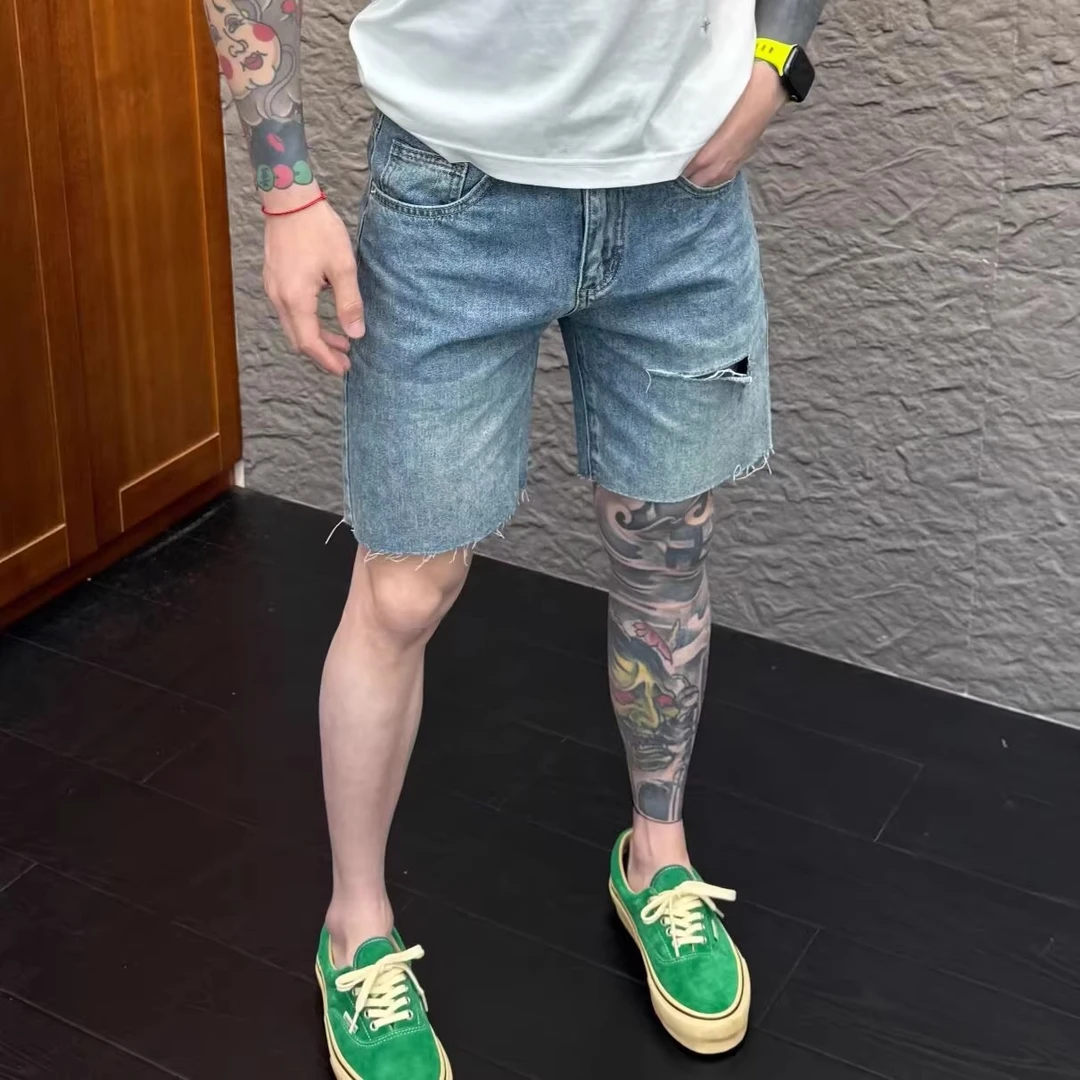 设计款毛边牛仔短裤男宽松直筒2025夏季新款潮流破洞刮烂五分裤男
