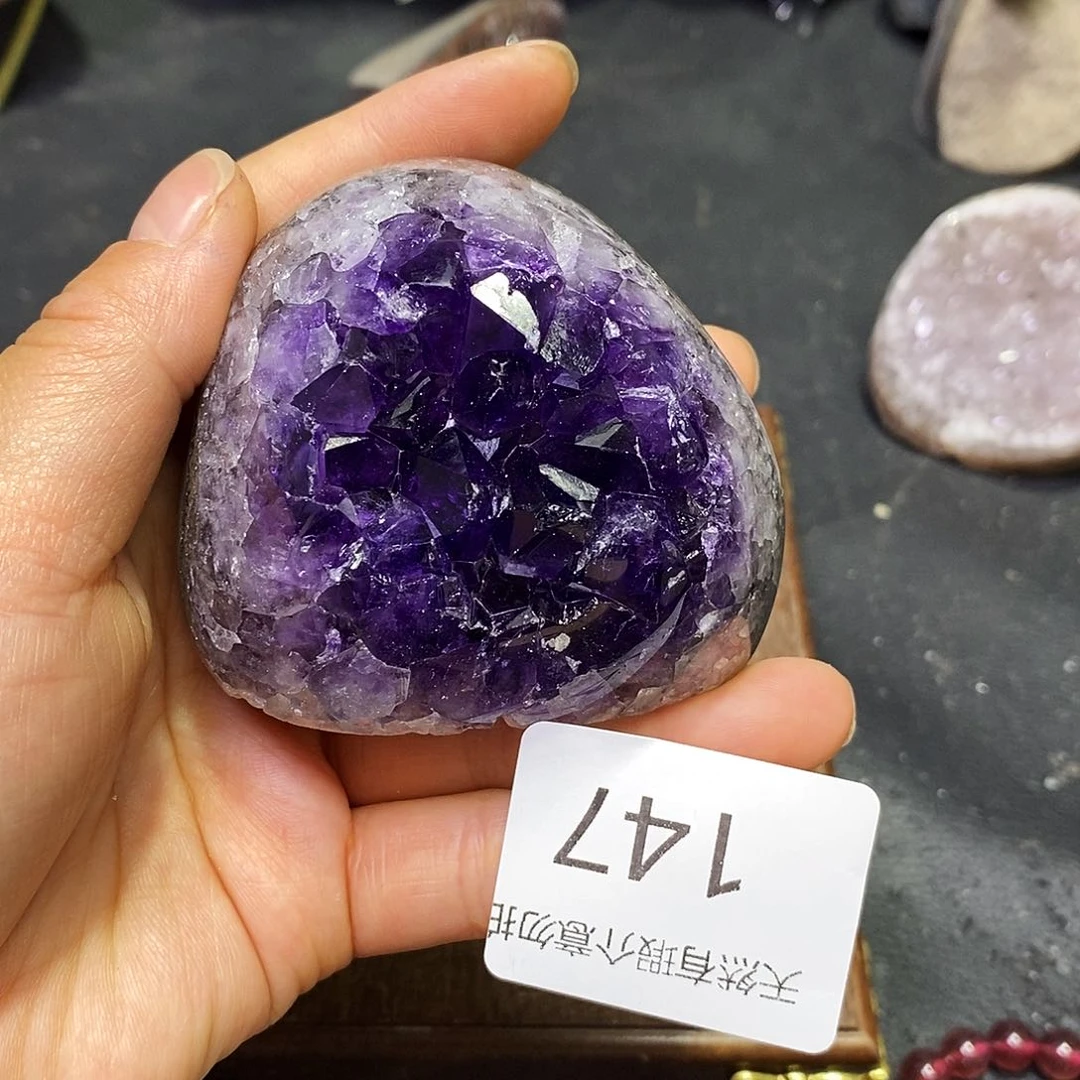 未镶嵌水晶大型摆件（非配饰）