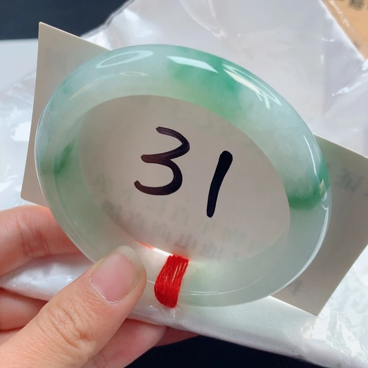 翡翠手镯未镶嵌高货微瑕