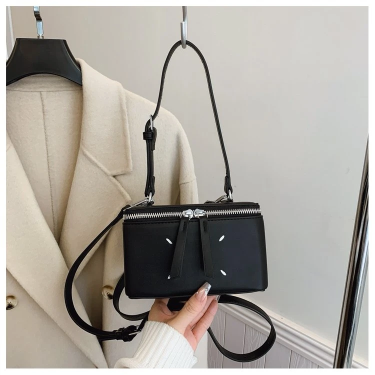 时尚洋气盒子包包