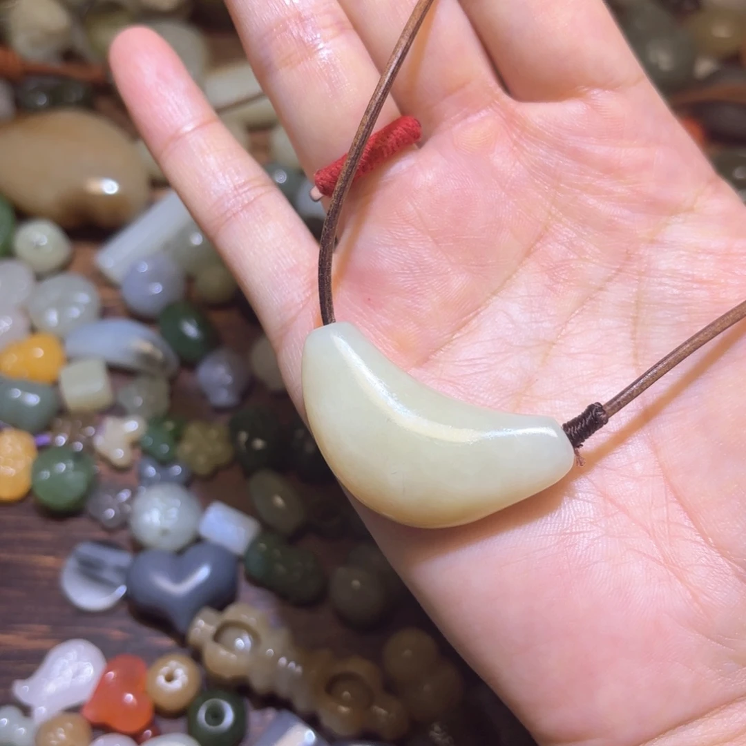 未镶嵌和田玉珠宝半成品