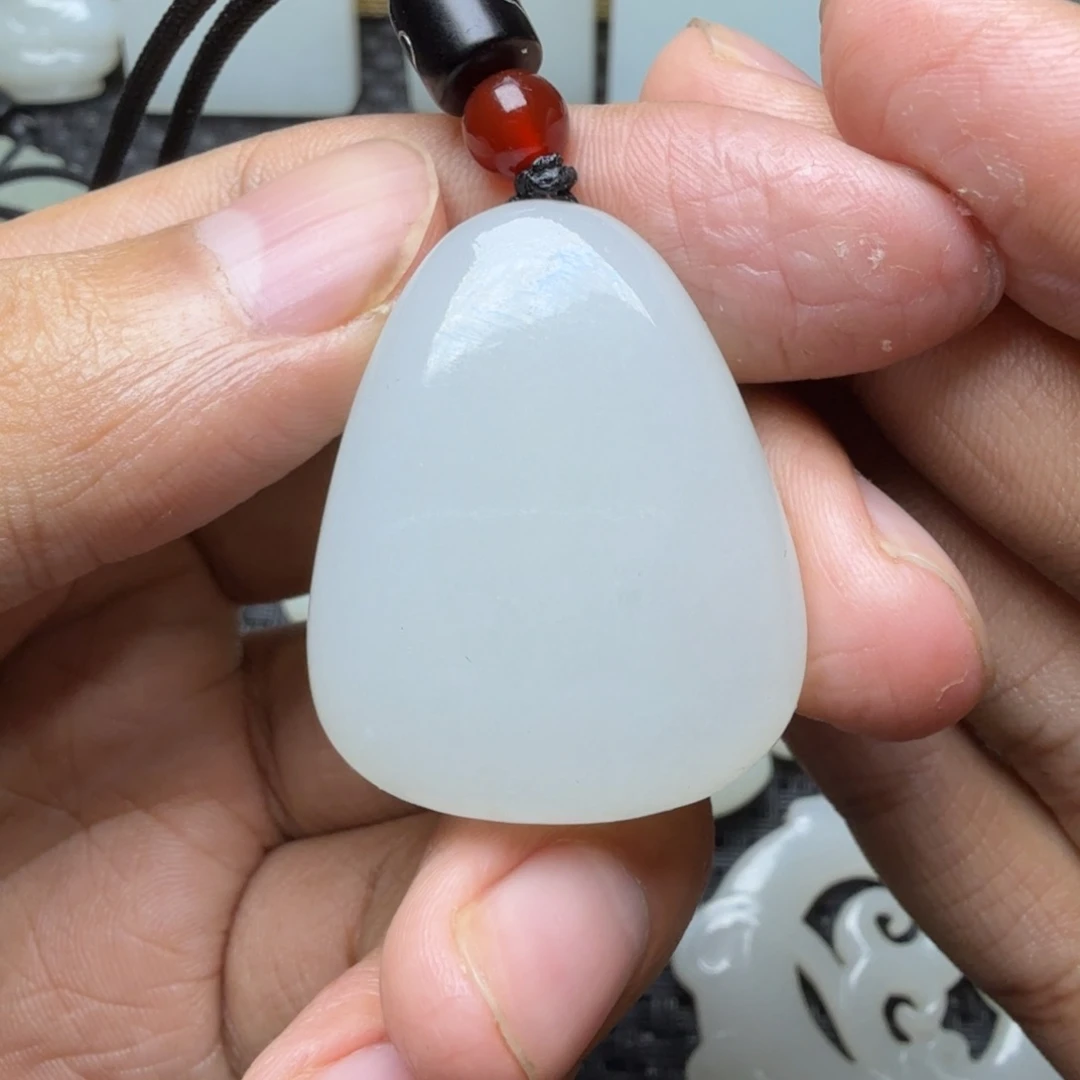 未镶嵌和田玉挂件