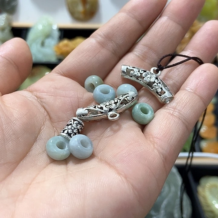 冰***雪蛇纹石玉未镶嵌珠子