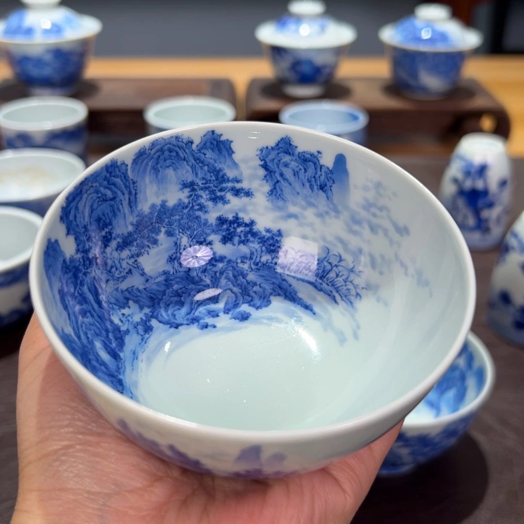 手绘云雾山水杯主人杯