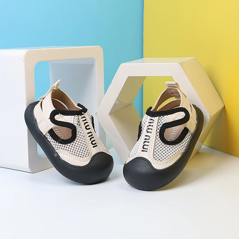 夏季婴儿凉鞋1到6岁软底宝宝学步鞋子2小童包头沙滩鞋防滑透气0