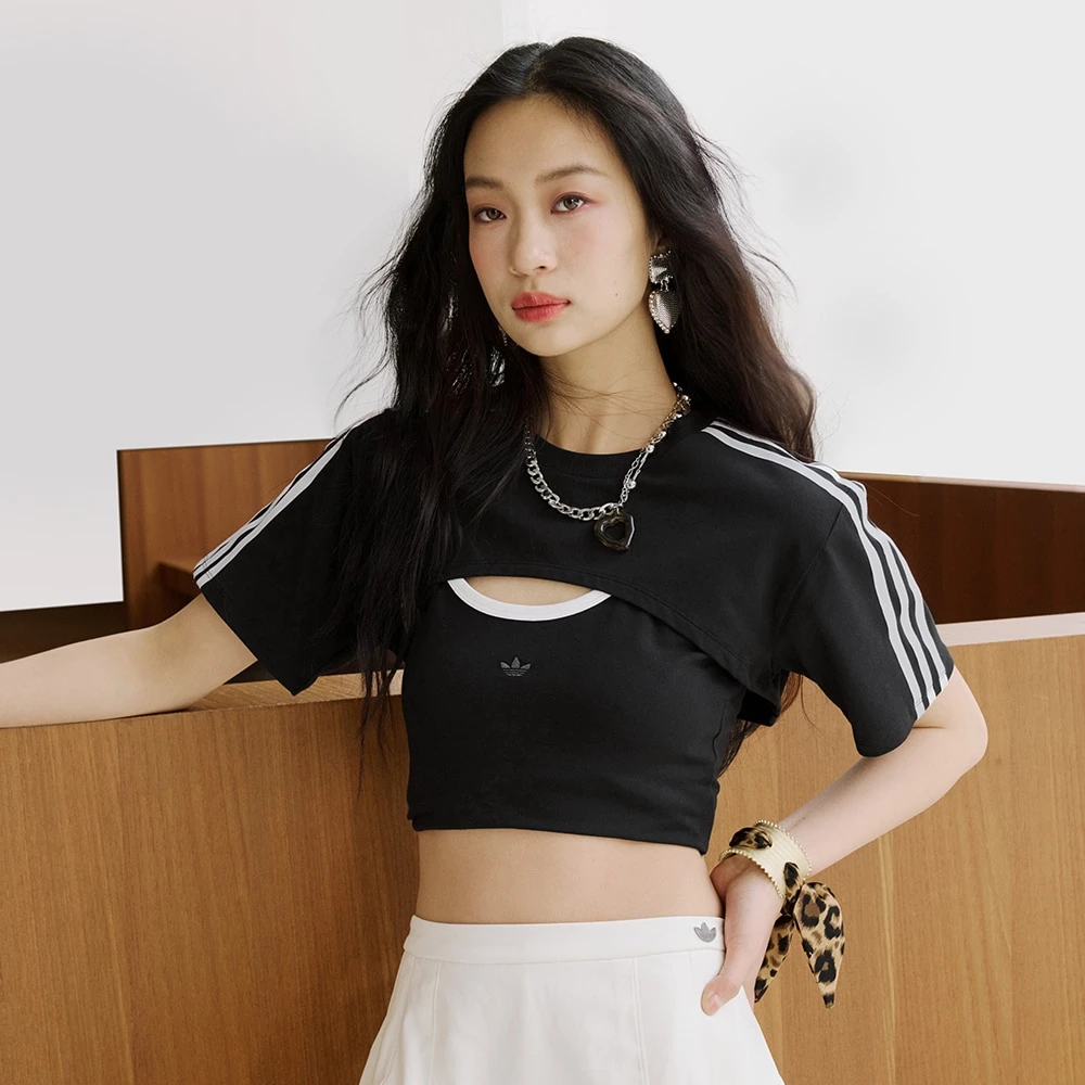 阿迪达斯CUT-OUT TEE 女子经典运动修身短袖T恤JD0042