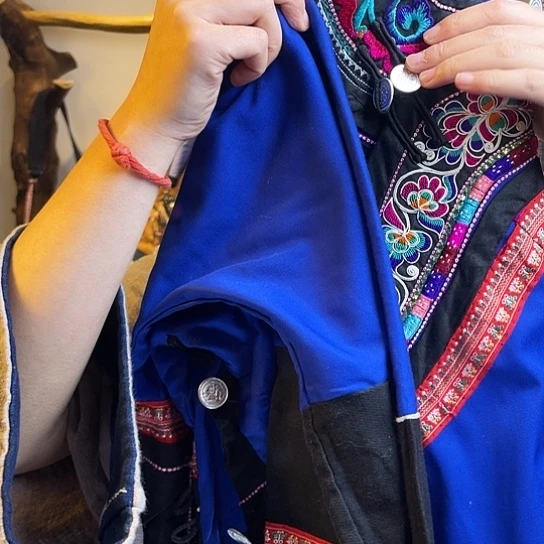 织绣手工制作衣服