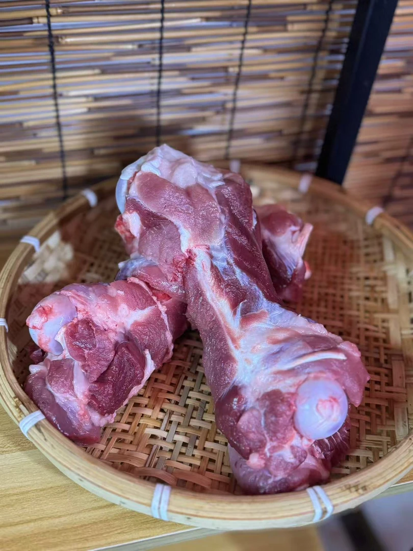 【顺丰包邮】苏北农村散养土猪猪后腿骨多肉筒骨熟食喂养