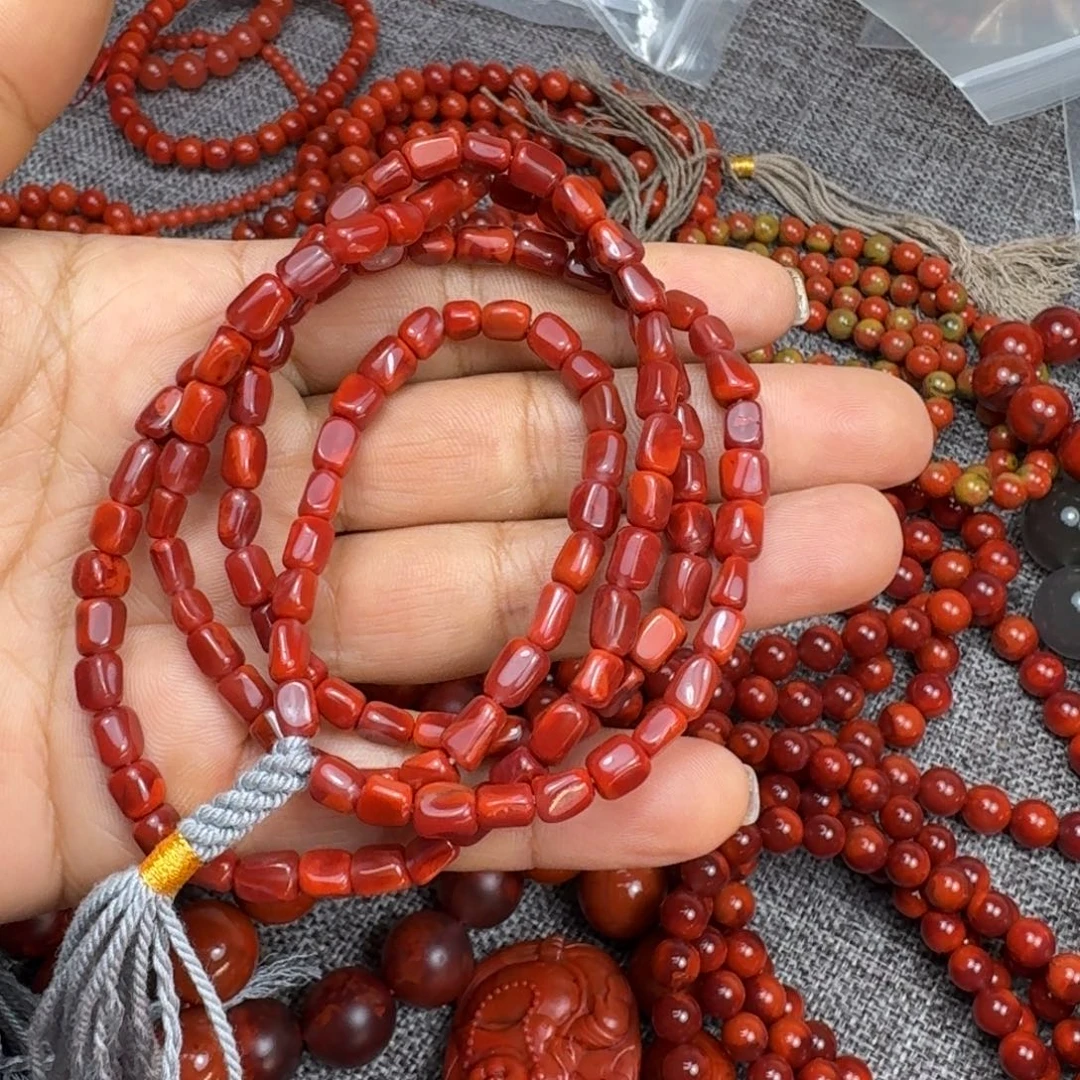 吖***周南红玛瑙未镶嵌手链
