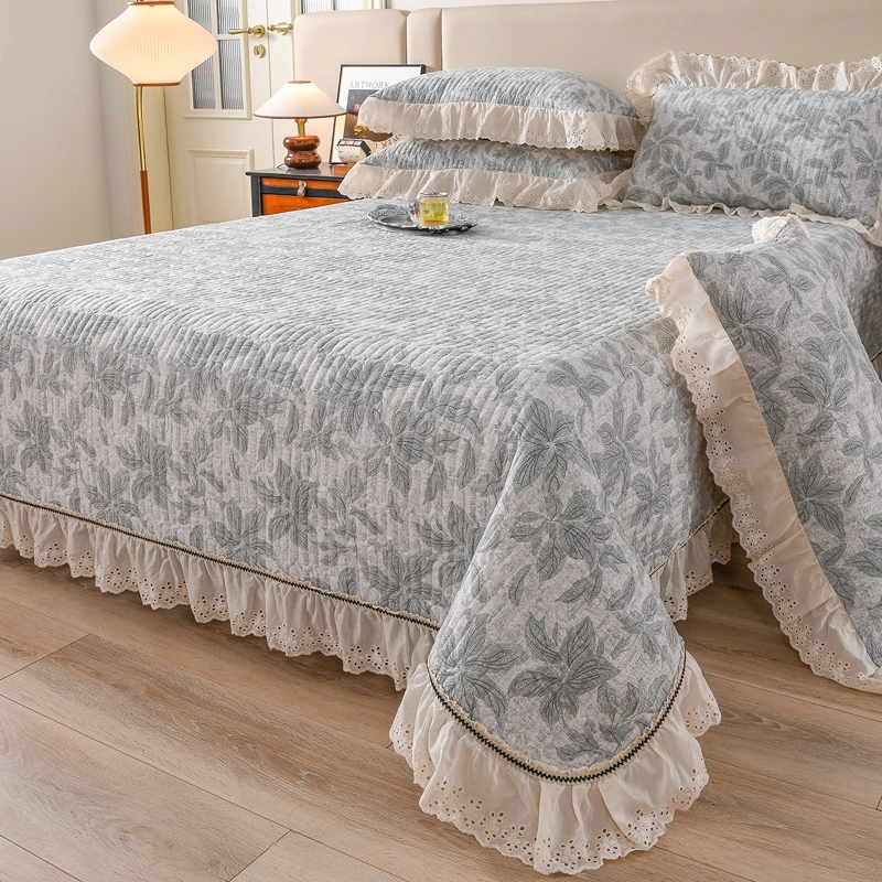 轻奢复古风夹棉床盖单件防滑床罩榻榻米炕盖加厚花边床单四季通用