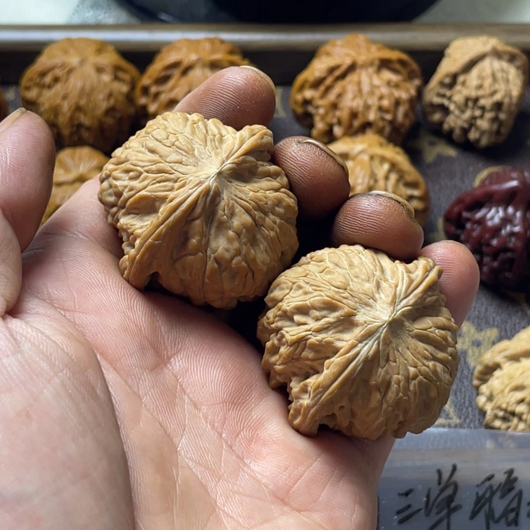 纸***e把件核桃磨盘42山地果