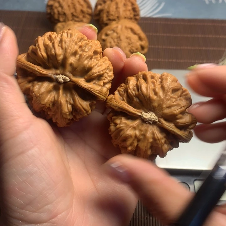 吊坠文玩核桃S***.粗筋