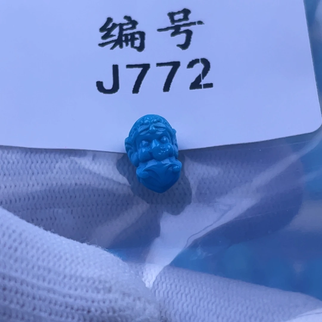 绿松石未镶嵌天然原矿绿松石雕件