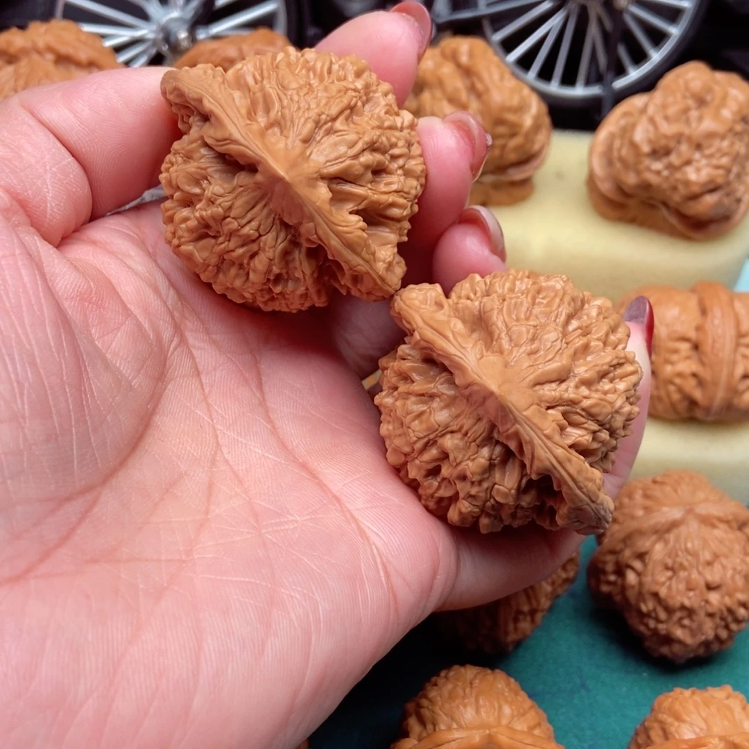 吊坠桃核官帽全48已打底