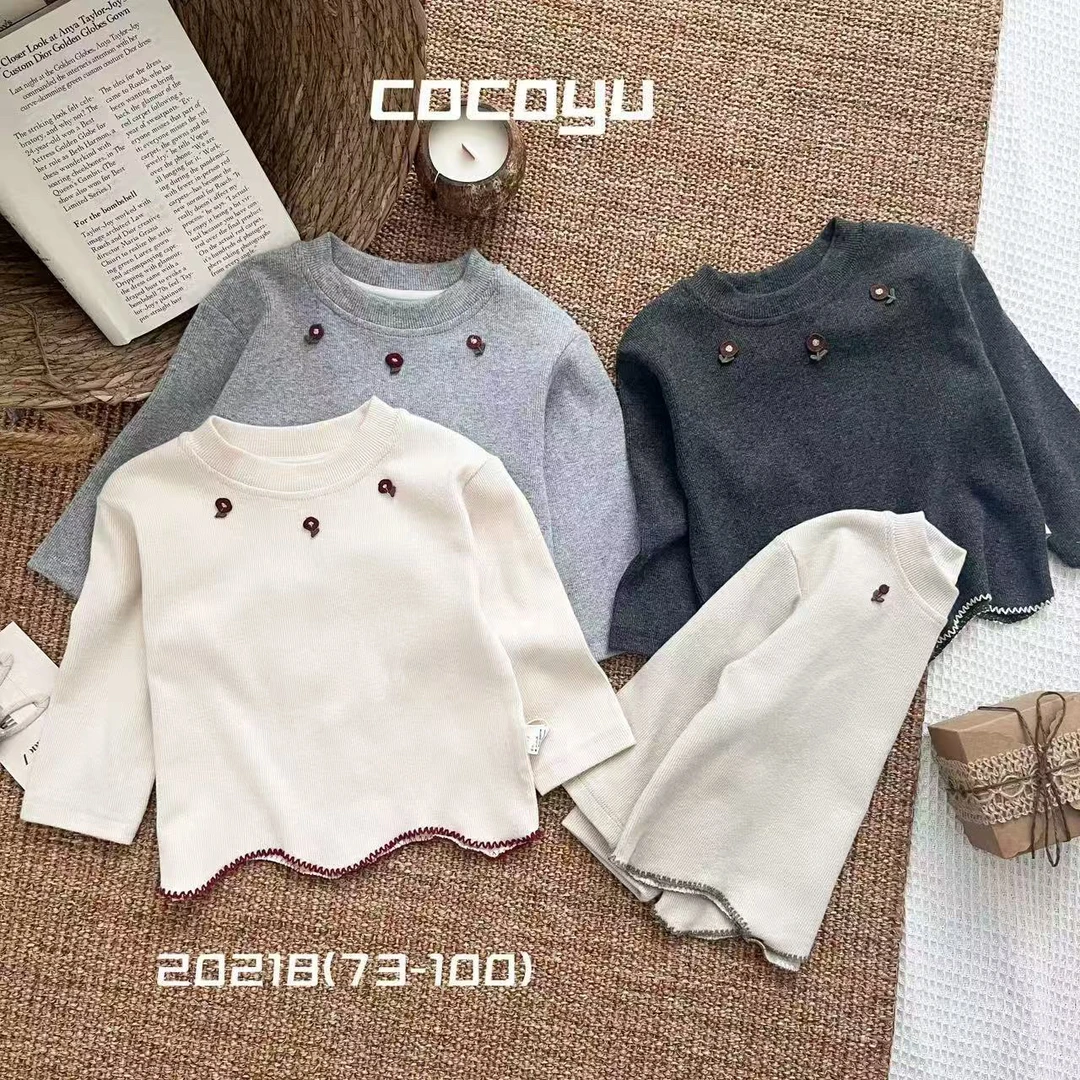 20218-可可雨打底衫三朵小花