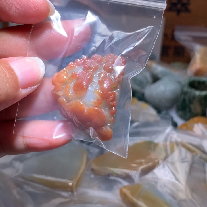 翡翠未镶嵌颈饰保真天然A货翡翠