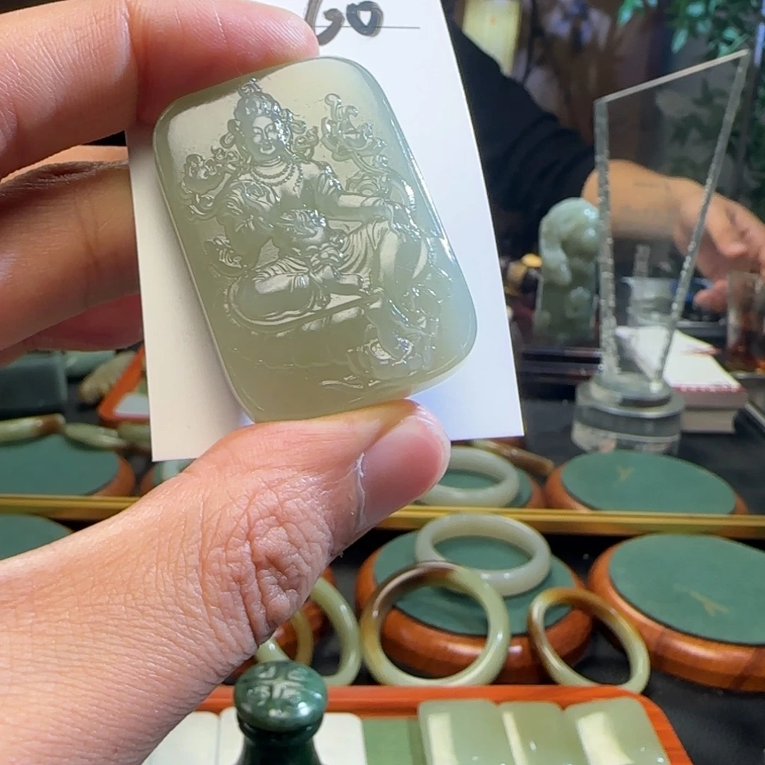 和田玉（糖玉）未镶嵌颈饰