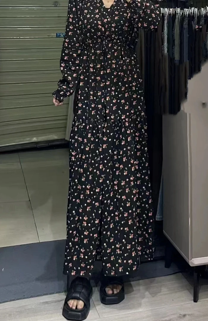 小碎花连衣裙 收腰款