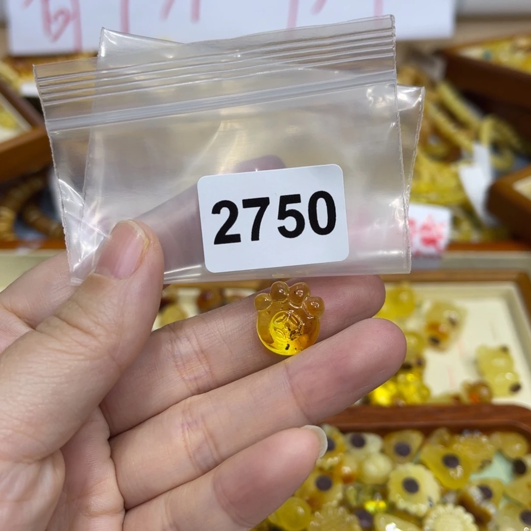 琥珀珠宝奇石未镶嵌