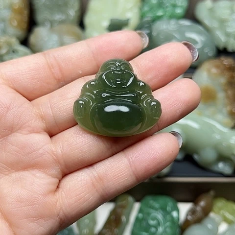 和田玉未镶嵌颈饰?****j