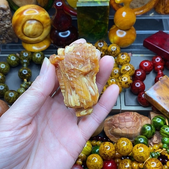 琥珀木雷击琥珀木