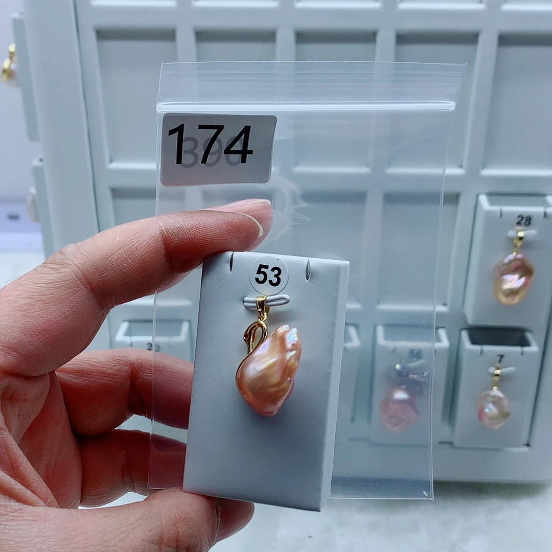 淡水珍珠吊坠(不含链)合金