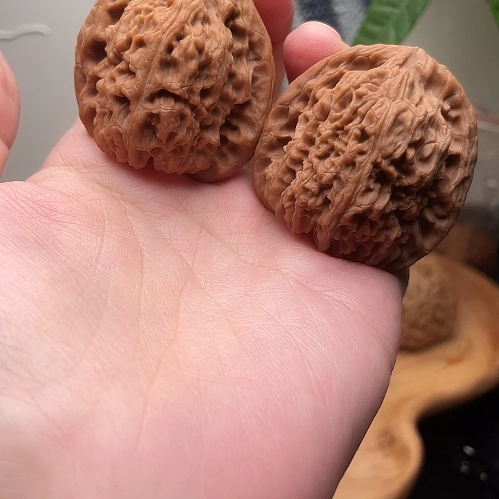 橘***c文玩核桃吊坠物美价廉