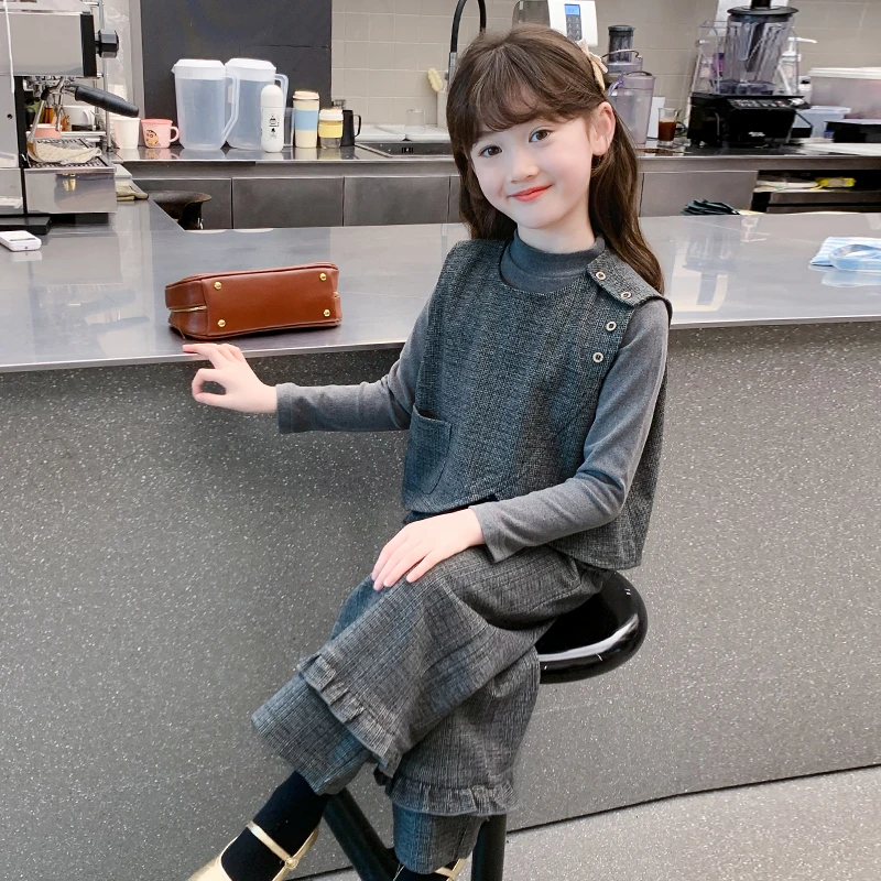 女童秋装套装2025新款儿童洋气时髦休闲三件套春秋款女孩网红衣服