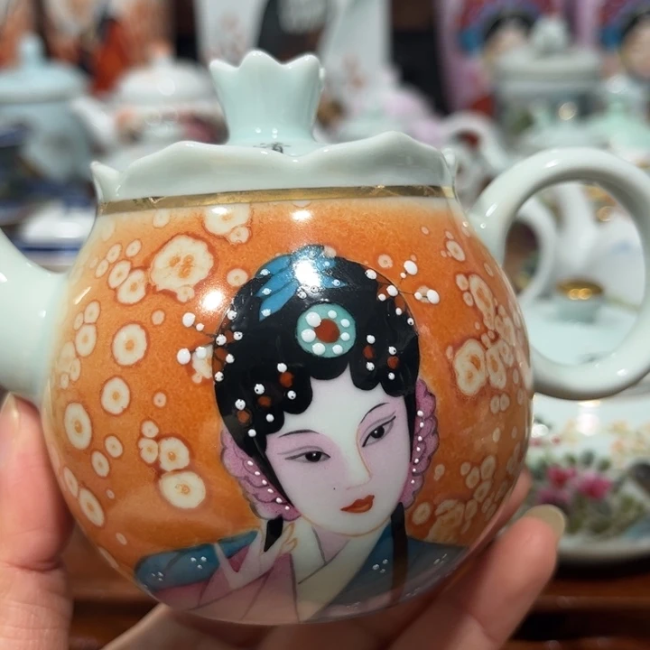 c j h j k k j b b n