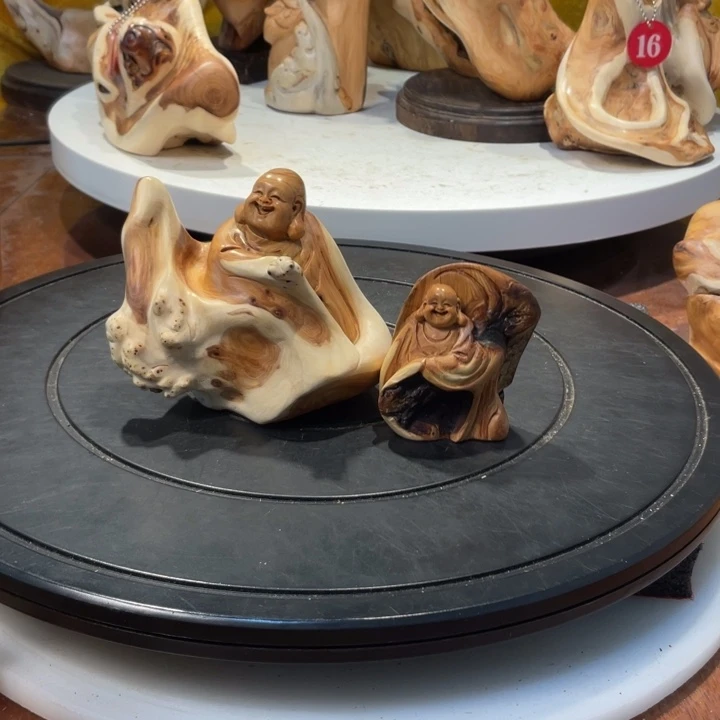 柏木（崖柏）?****?崖柏  弥勒