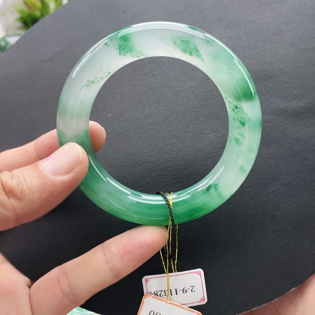 般***若石英质玉手镯未镶嵌54.3