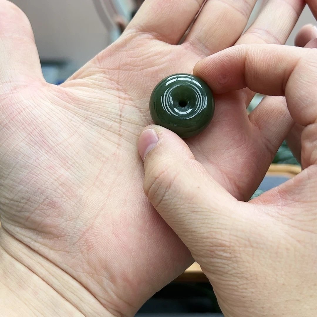 和田玉吊坠(不含链)未镶嵌