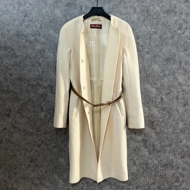95新 MaxMara 白色圆领大衣外套