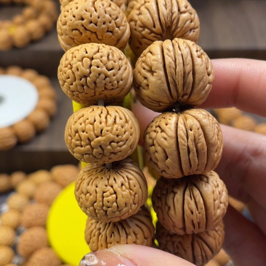 桃核手串诠****！白月光苹果园