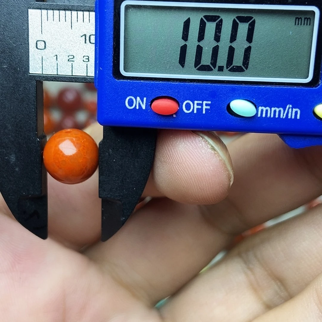 南红玛瑙未镶嵌南红玛瑙有瑕疵