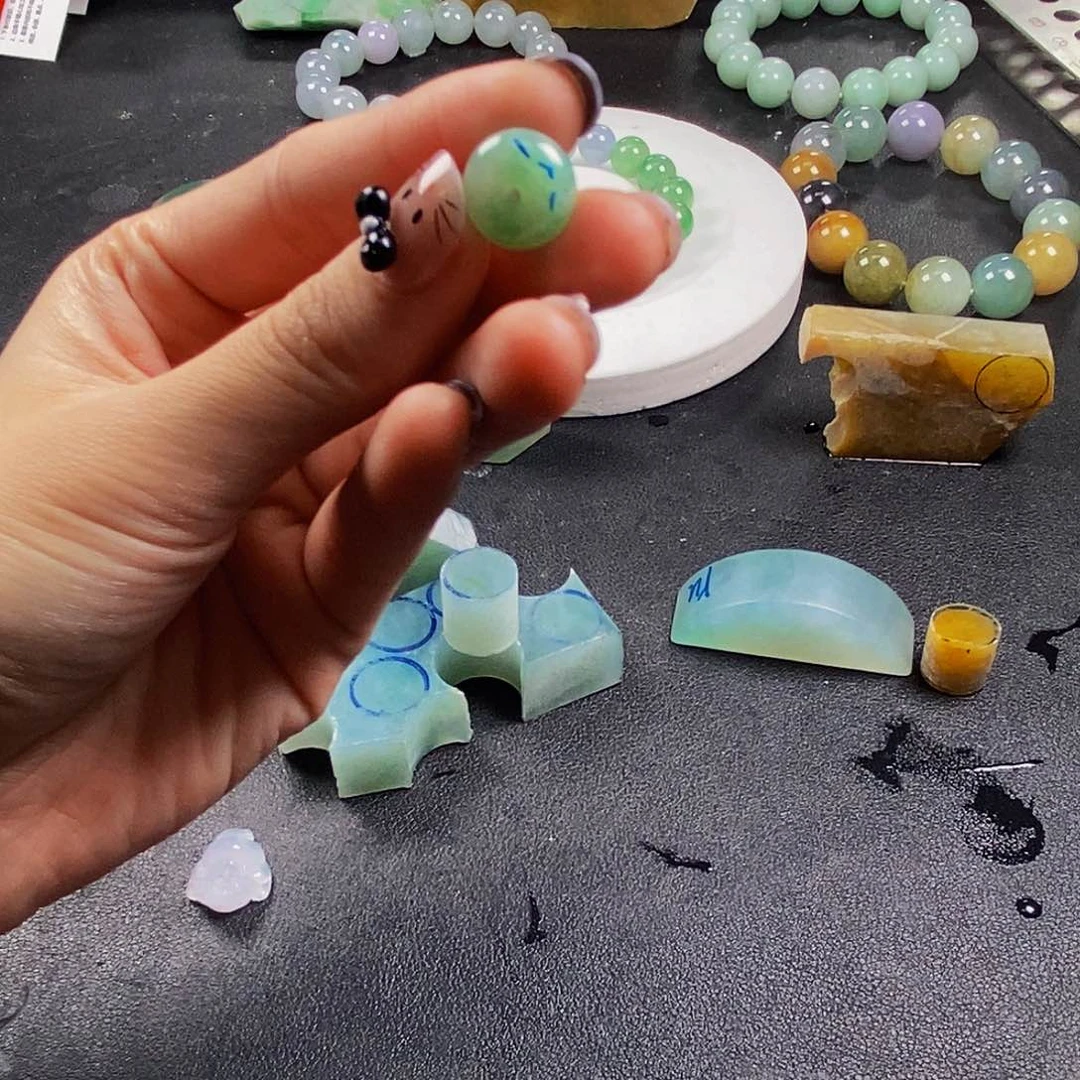 【闪购商品】定制翡翠未镶嵌心**月定制