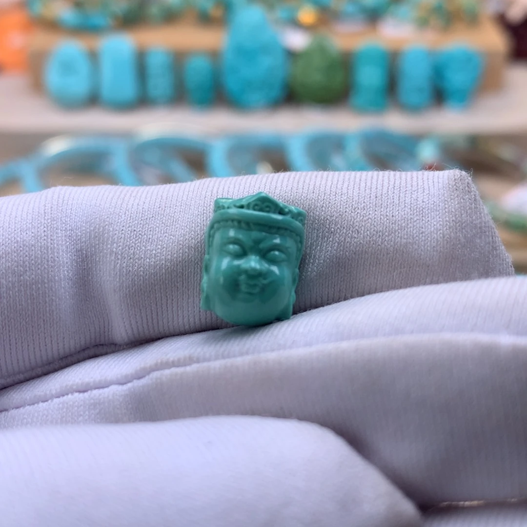 未镶嵌绿松石珠宝奇石