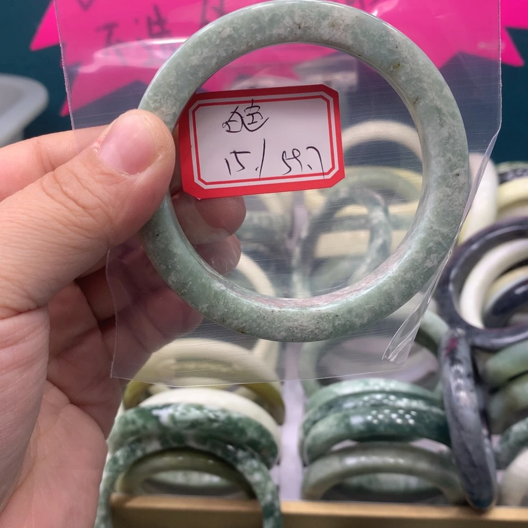 透闪石-蛇纹石玉手镯未镶嵌白****