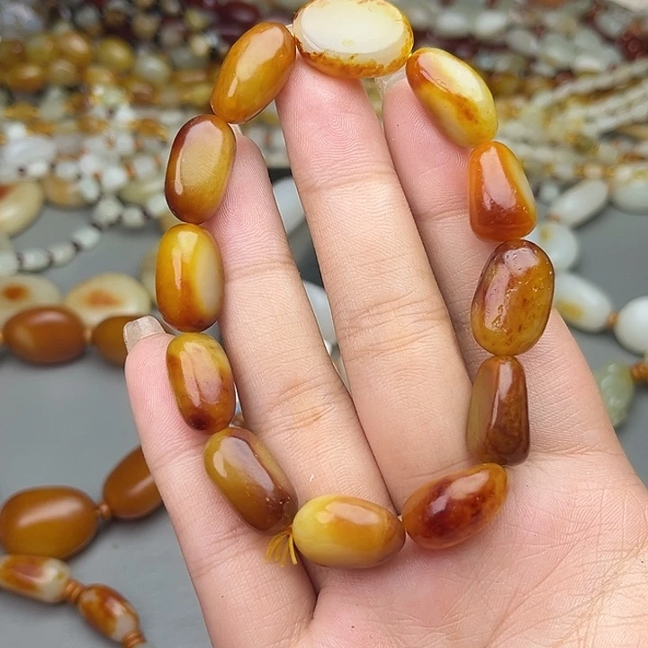 和田玉（糖玉）未镶嵌手链