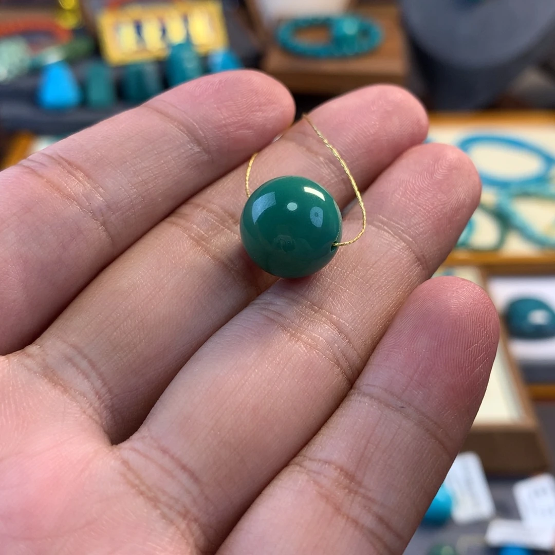 ****F未镶嵌绿松石珠宝奇石