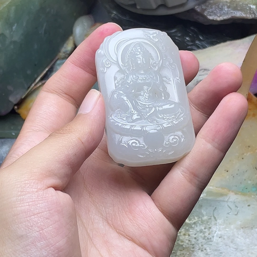 S***Y和田玉未镶嵌颈饰