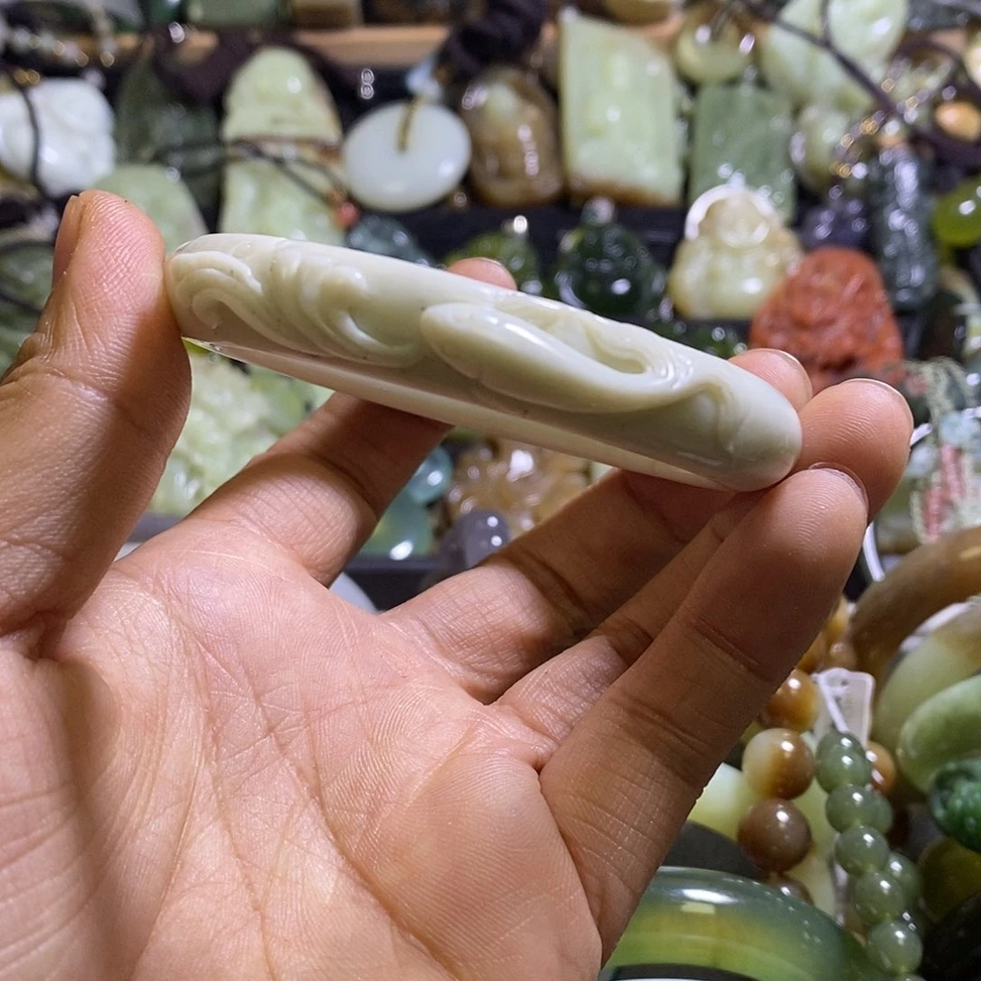 岫玉未镶嵌手镯55-56口径