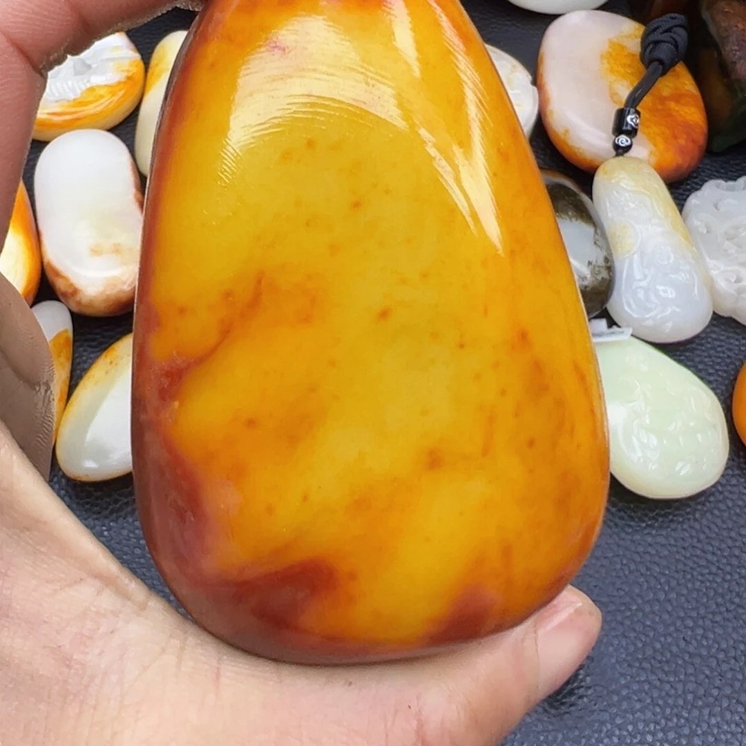 和田玉挂件未镶嵌